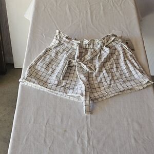 Fashion Bug High Waist White Grid Shorts
